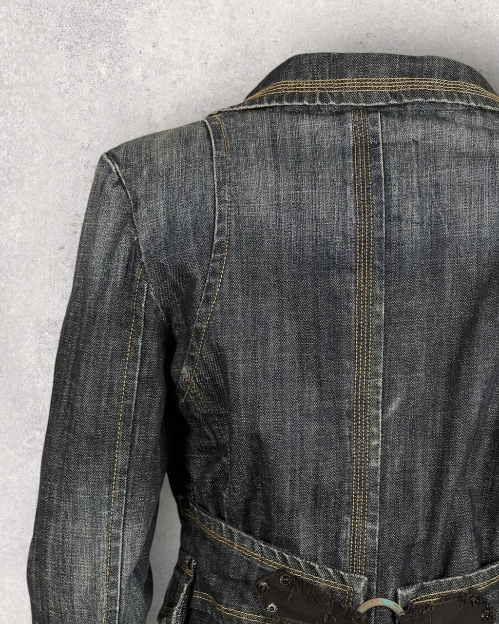 Vintage Fitted Denim Jacket (XS-S)