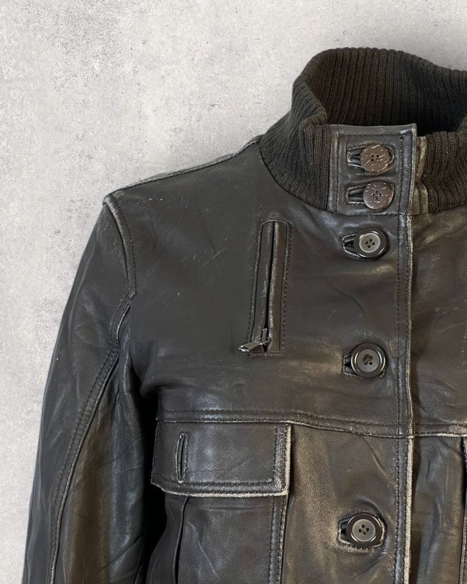 Retro Black Leather Jacket (S-M)