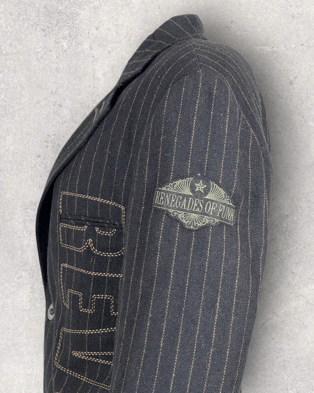 Fitted Jack and Jones Stripped Blazer (M-L)