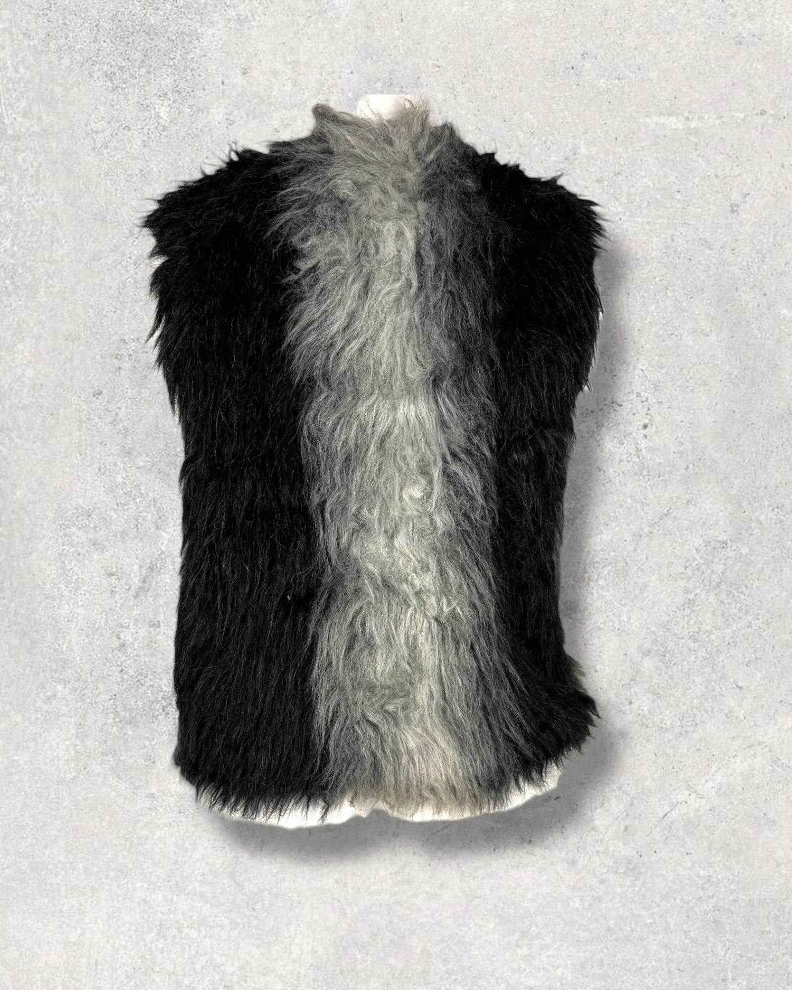 Black and White Faux Fur Vest (M-XL)