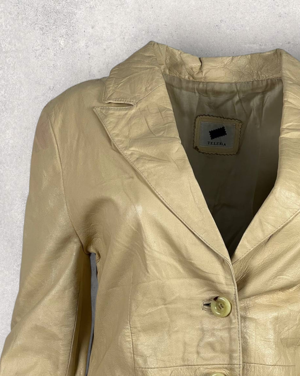 Soft Beige Leather Jacket (S-M)